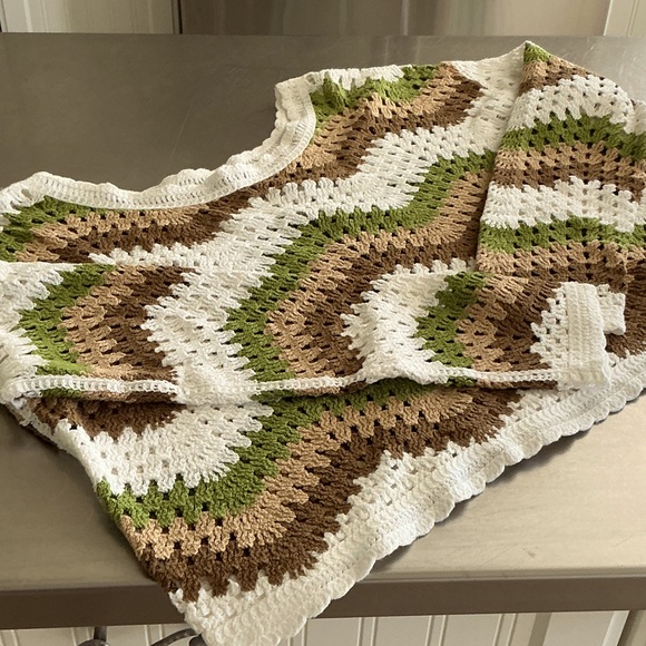 TRUTH crocheted top, white/brown/tan/green. Never worn - Picture 1 of 7